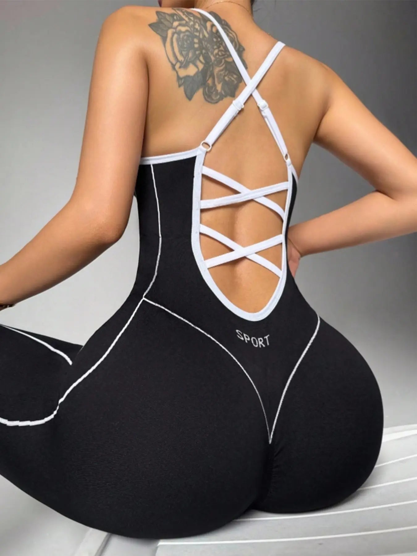 Women'S Seamless High Stretch Knit Halter Sporty Jumpsuit Tight Fit Nine-Quarter Pants, Back Cross Shoulder Straps, Outdoor Cycling Gym Yoga Daily Wear Sports Jumpsuits Workout Jumpsuits Sportswear Jumpsuit